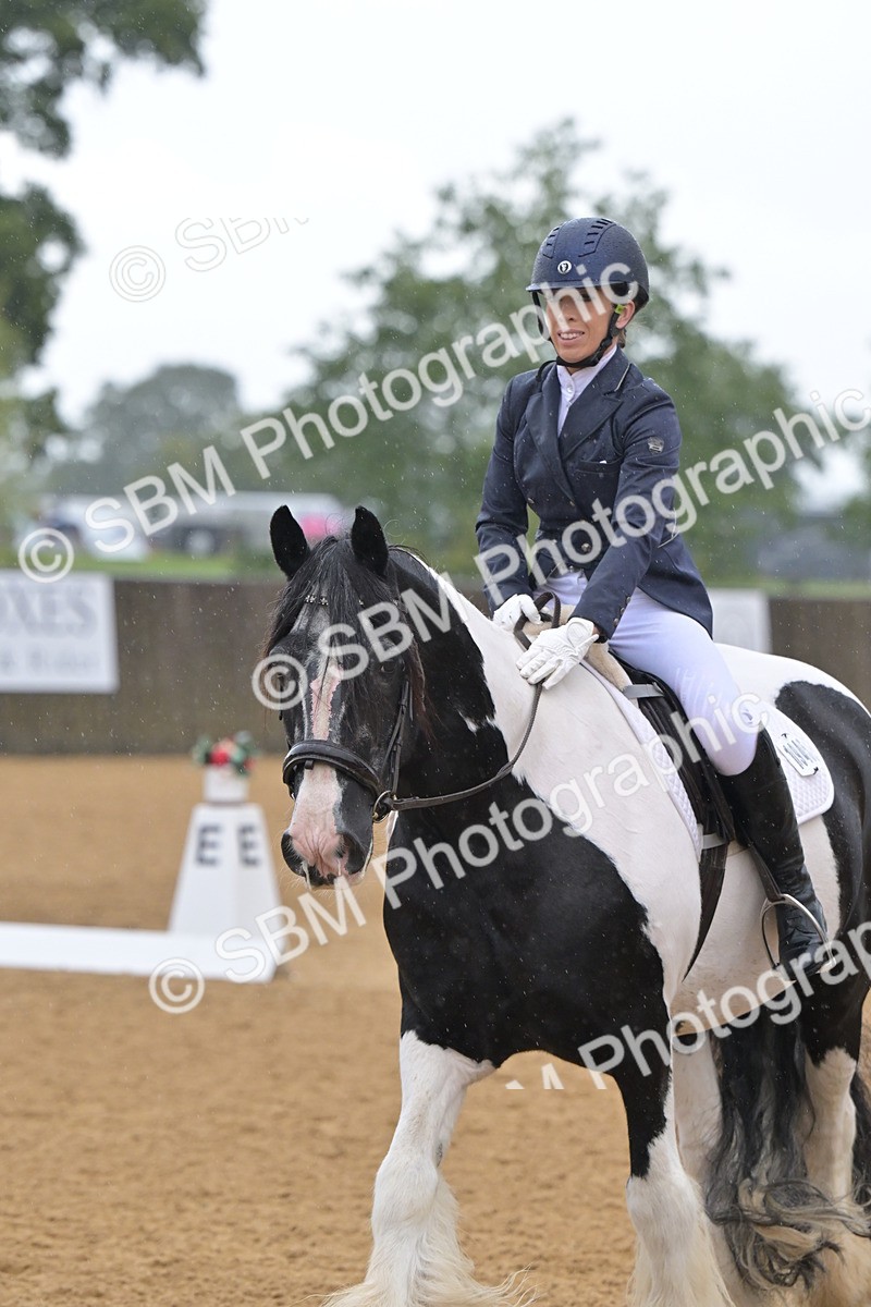 SBM_02224 - D2 - Small Tour Championship Intro 2