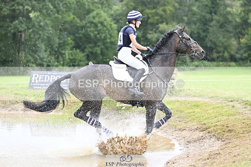 240804-124832-13830 - 454-Bella_Stevens-TOTALLY_WORTH_IT