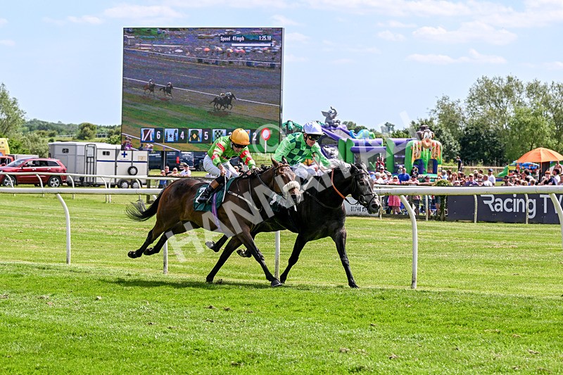 300526-Race 3-Mr Writer-0436 - Race 3 14.58pm Download The Raceday Ready App Maiden Stakes