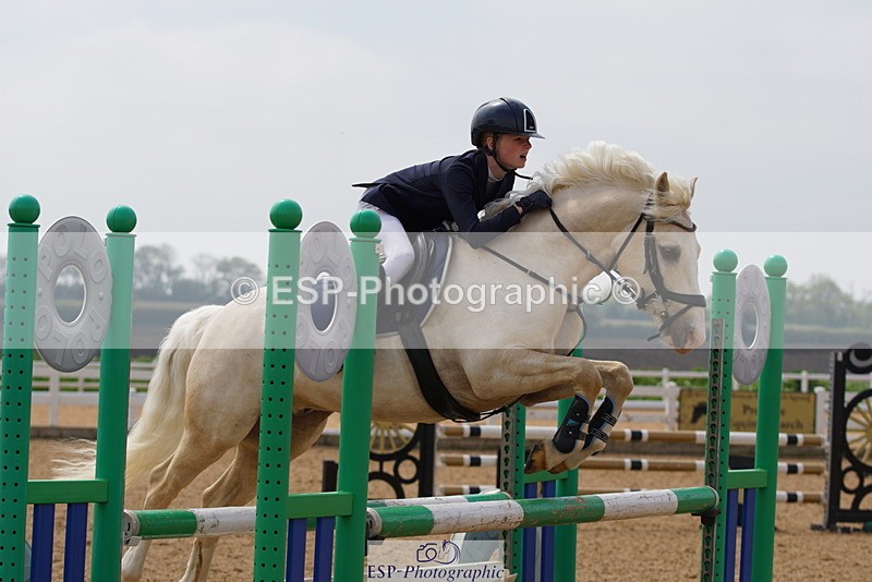 230513A-123726-00931 - Cls 4 90cm Novice Masters