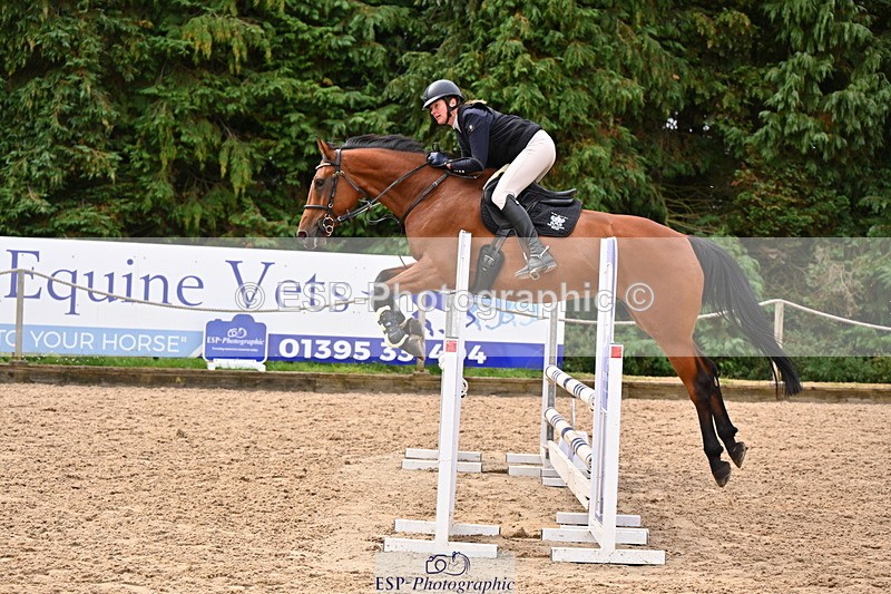 250817A-104621-03927 - Cls 16 Snr British Novice