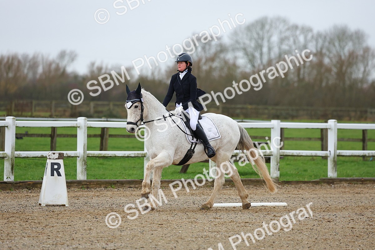SBM_003122 - Class 6 - Novice 4