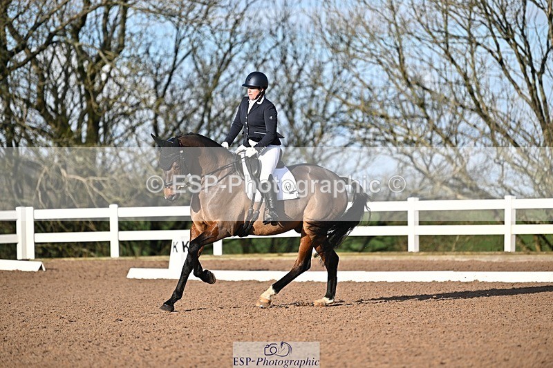 241214-104617-01221 - 155-Victoria.Hamlyn-White-Kenzo.IV