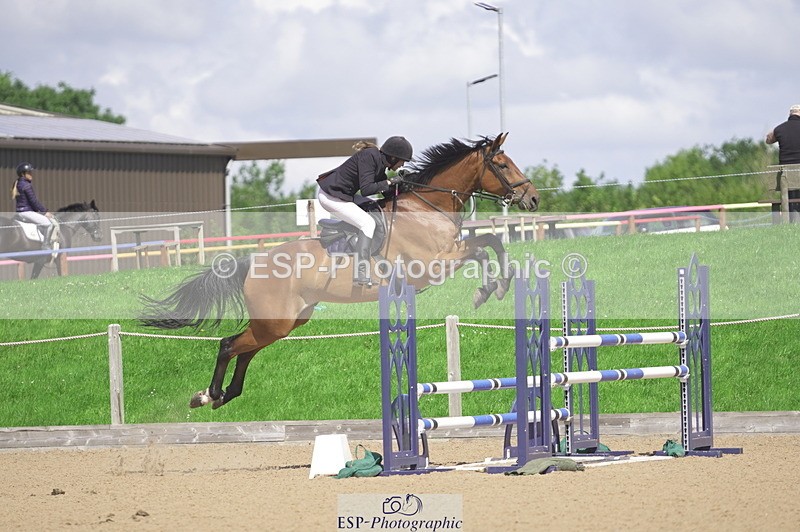 230806A-114846-01660 - Cls 13 Snr Newcomers & 1.10m Open