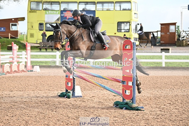 231209A-112622-01637 - Cls 11 Snr 1.05m Open