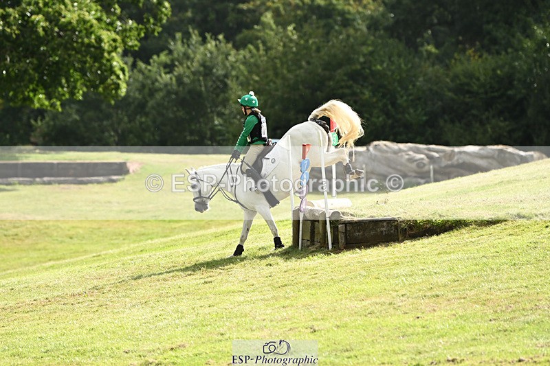 240825X-102049-31066 - 70cm XC 10.00 to 11.00