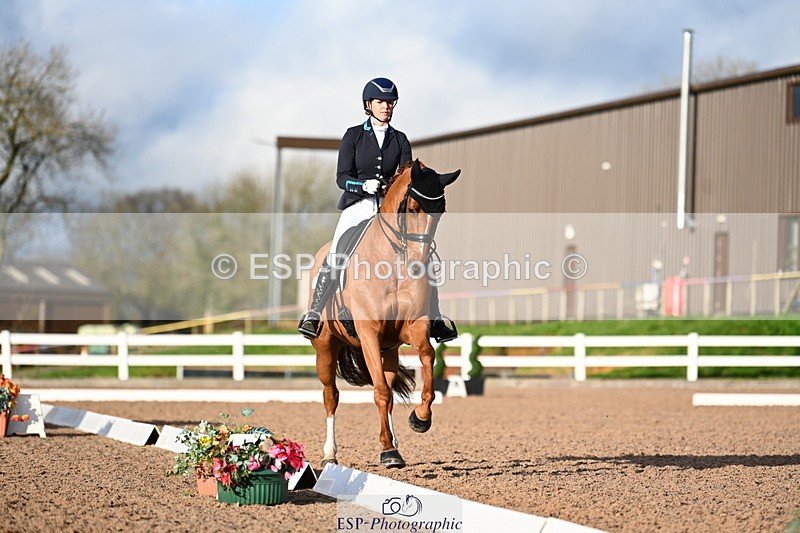 240218A-155302-09246 - 219-Jessica.Davies-Kadanz.II