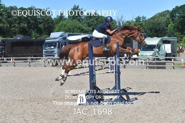 JAC_1698 - CLASS 3 Senior British Novice/ 90cm Open