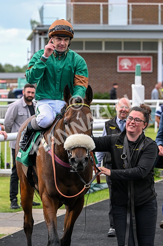 050626-Race 6-Military Girl-3749 - Race 6 16.45pm David Ritchie Is 50! Happy Birthday! Fillies' Handicap