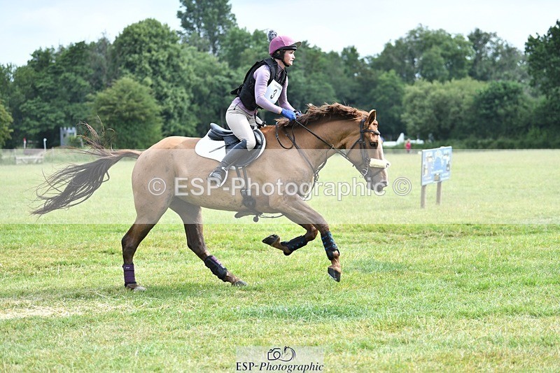 230625-095513-00942 - XC 90cm 9.45 to 11.00