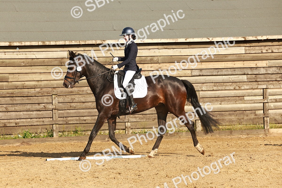 SBM_000425 - Class 5 - Novice 2