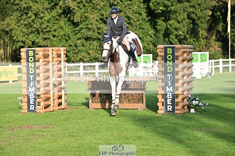 230909-175247-07826 - Cls 14 Snr 1m Derby