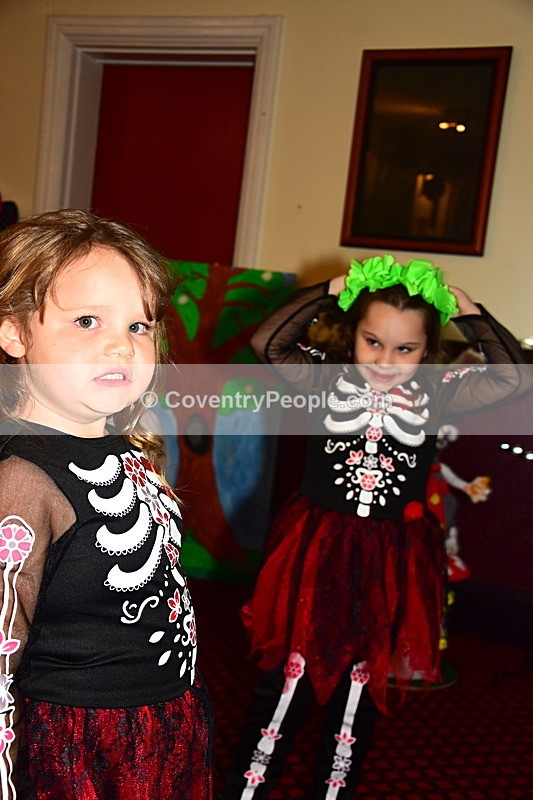 TAY-533 - Tayla's 18th