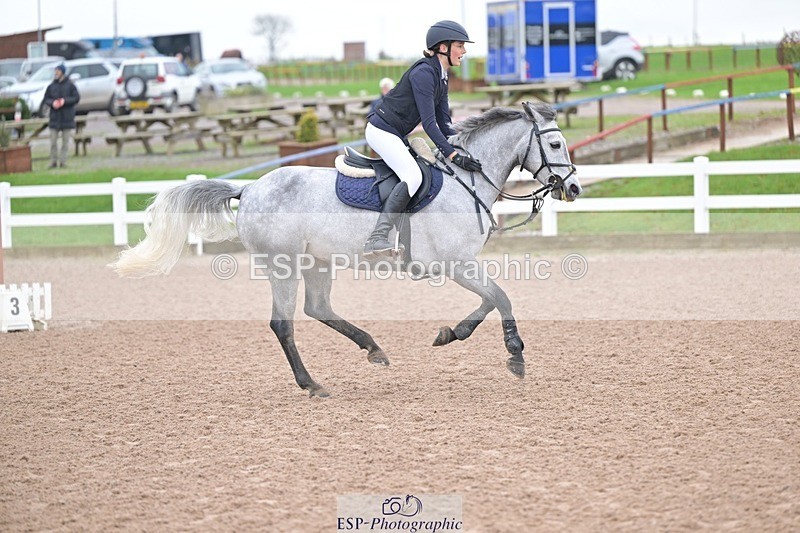 251116-113202-01236 - Cls 5 Pony Discovery and 90cm Open