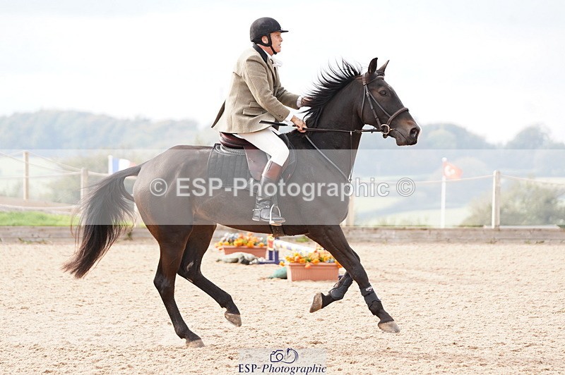 241004A-152152-00956 - Fri 04 Snr Fox & 1.20m Open