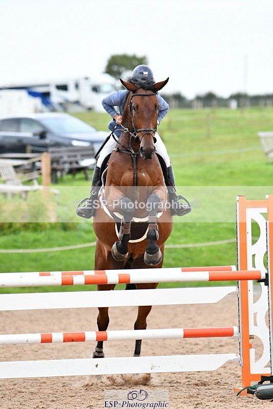 240915A-165743-11162 - Cls 30 Snr Foxhunter