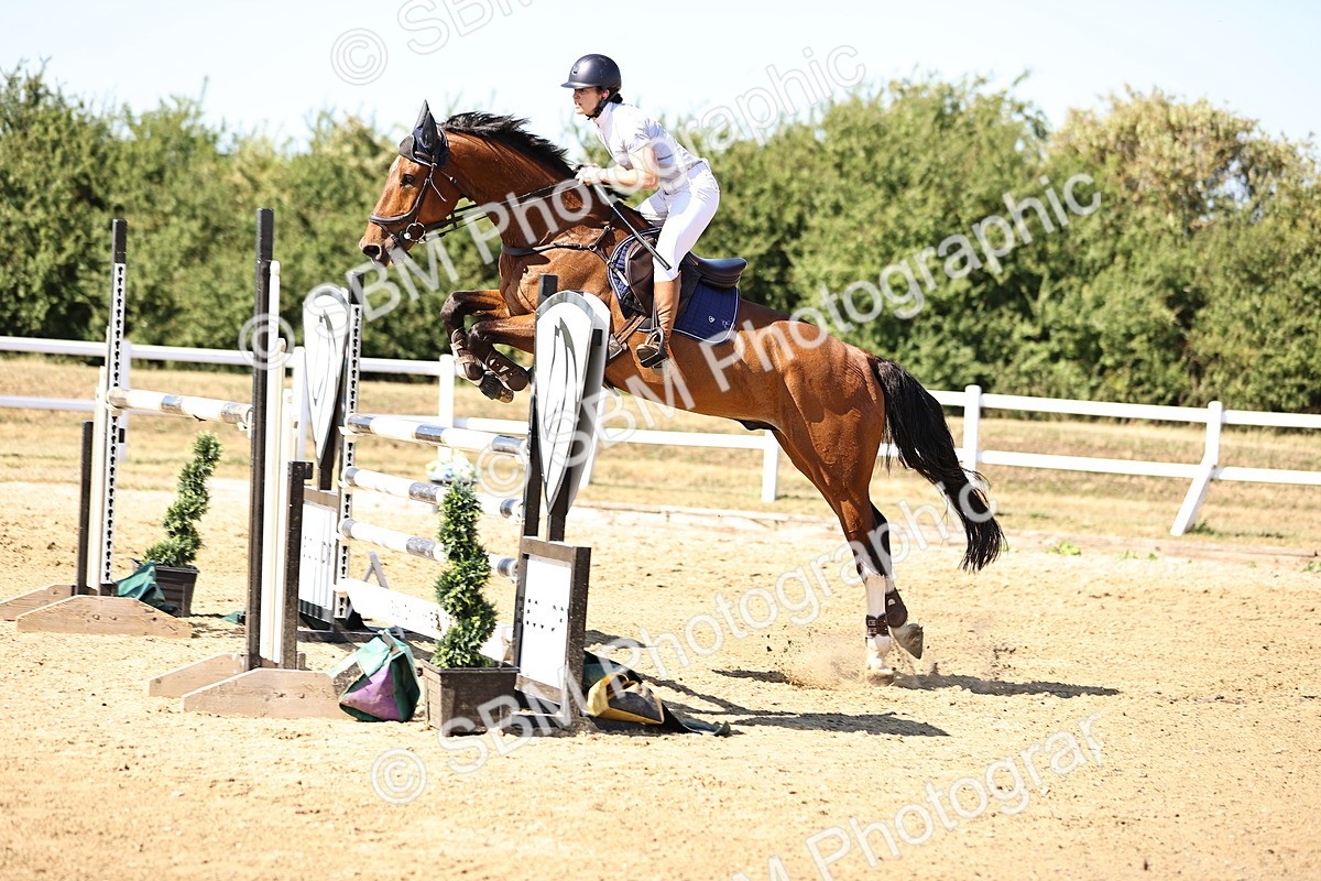SBM_015590 - Class 16 - Senior foxhunter - 1.20m Open