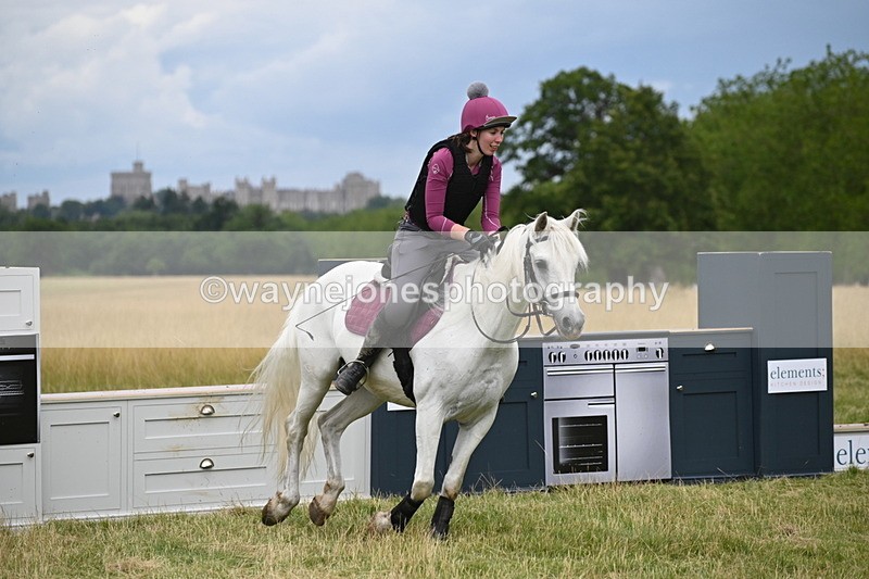 WJ6_4073 - Time at Jump 12:22 to 13:03