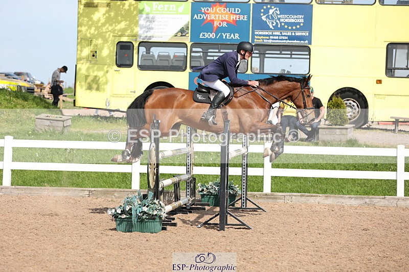 240510A-161632-09144 - Cls 18 1.10m National Am Quali and Open