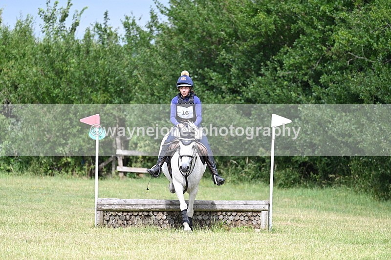 WJ7_5113 - 60cm XC Time 10:17 to 10:49