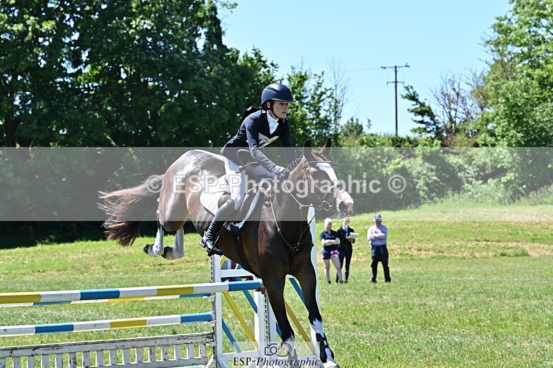 250522B-124940-02195 - 162-PRICELESS-Helen.du.Heaume