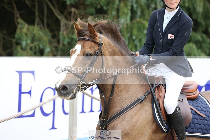 230618-100934-09973 - Cls 19 Pony Intro 1m