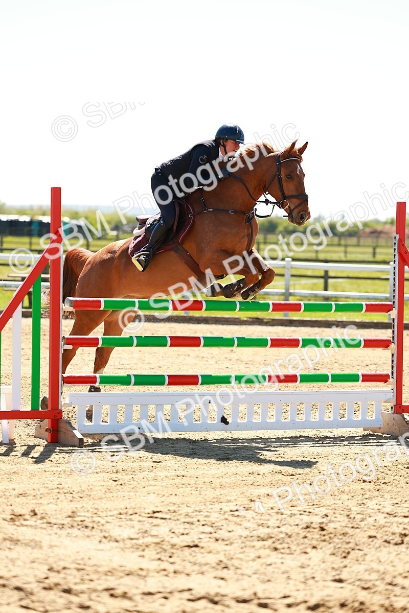 SBM_001289 - Class 4 - Senior Newcomers 1.10m