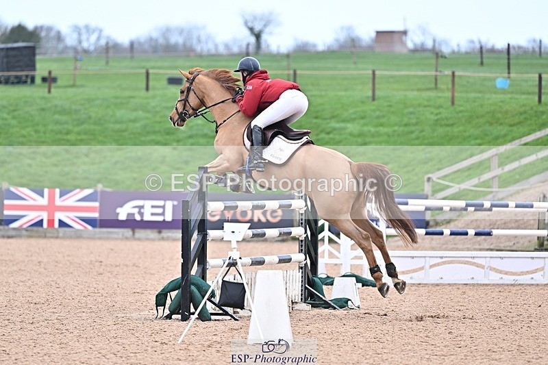260211-133509-00581 - Cls 5 Foxhunter and 1.20m