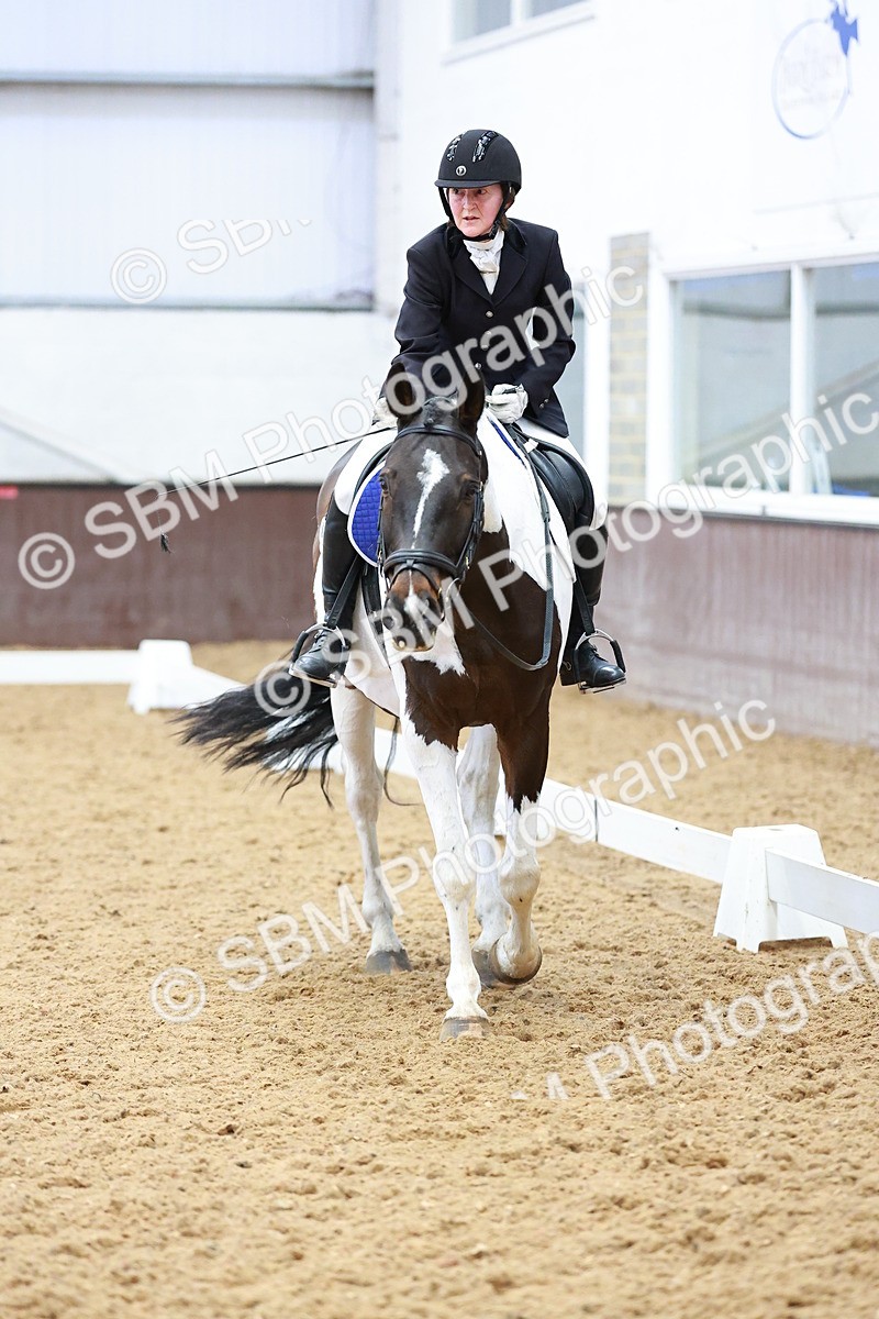 SBM_003004 - Class 14 - Novice 2