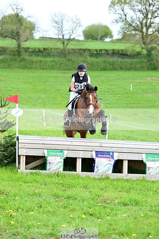 260418-141854-04909 - E-219-Abbie.Griffiths
