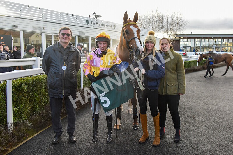 281224-Race 3-Pescatorius-4213 - Race 3