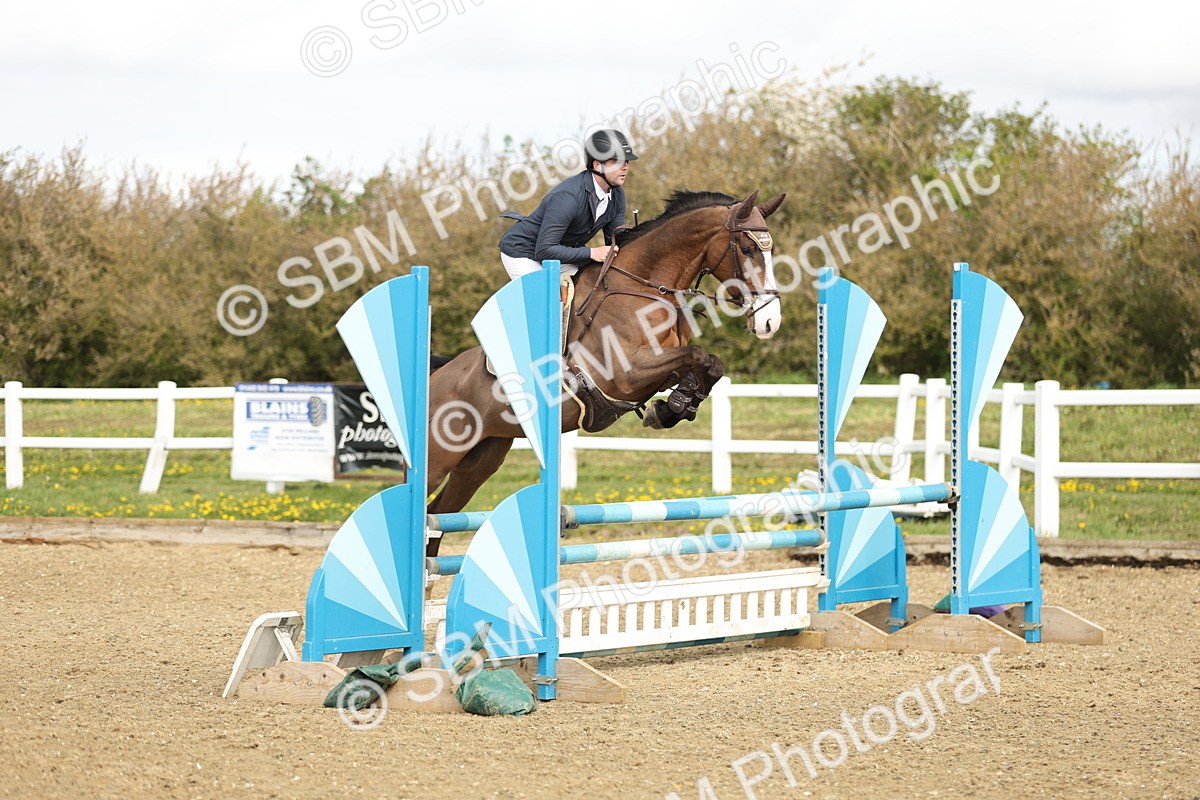 SBM_000335 - Class 2 - Senior British Novice - 90cm