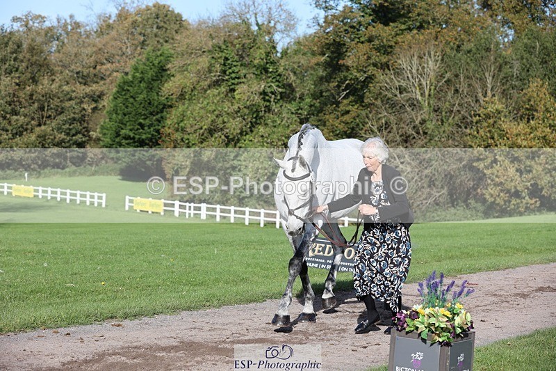 241027-103256-15955 - 414-Jane.Rogers-CORRIEVIEW.OSCAR