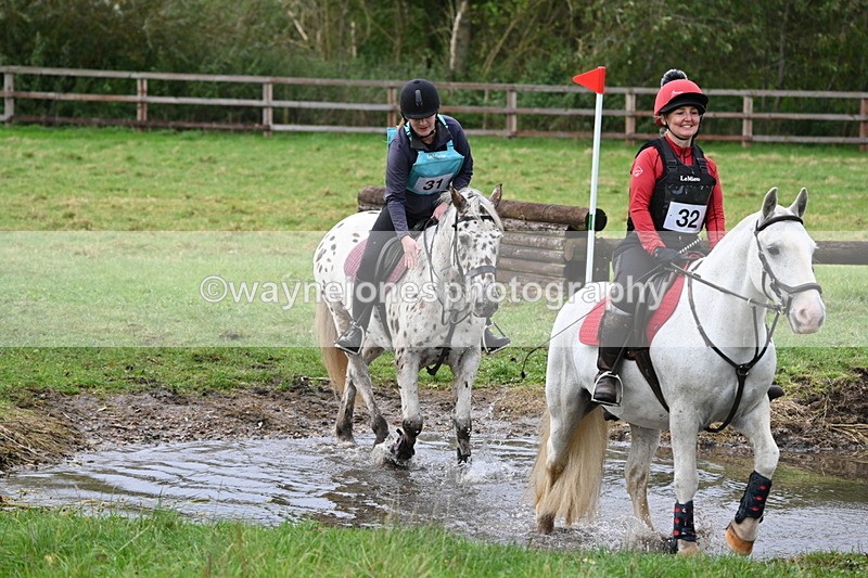 WJ6_4128 - Time at Photographer 11:48 to 11:56