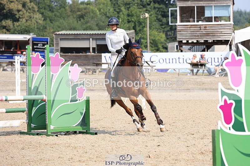 250816A-105650-00911 - Cls 3 Snr British Novice