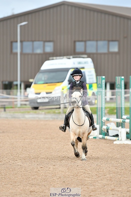 251026-105725-02182 - Cls 21+22 70cm Club and Schools