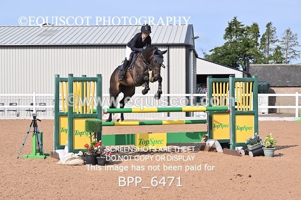 BPP_6471 - CLASS 12 FRI Redpost Equestrian Senior Foxhunter/1.20m Open