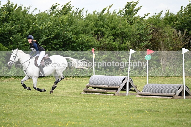 WJ6_3560 - Class 5 80cm Pairs