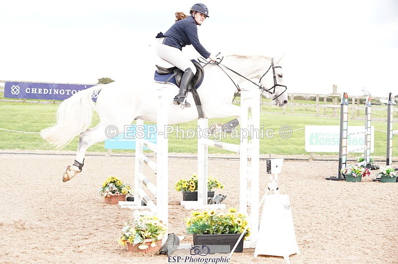 241004A-144402-00788 - Fri 04 Snr Fox & 1.20m Open