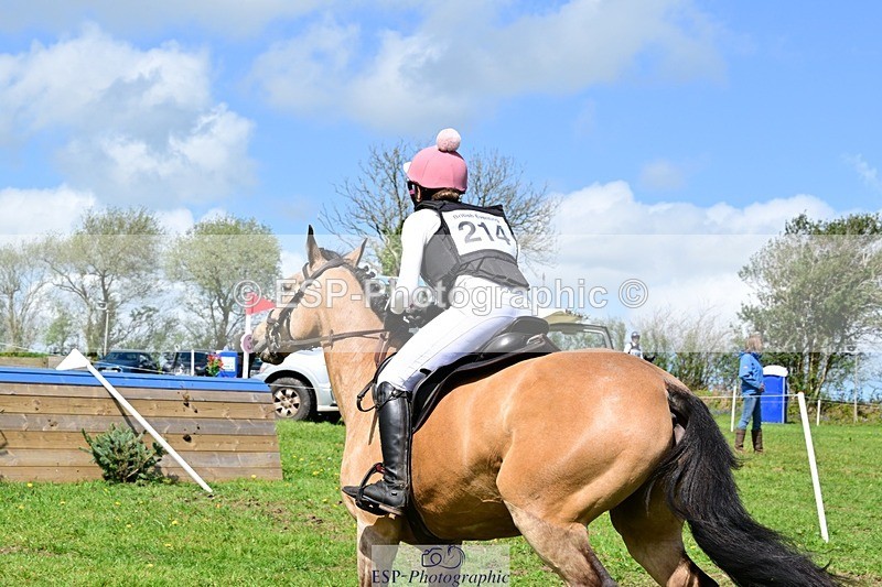 260418-133744-04643 - E-214-Fiona.Lewis