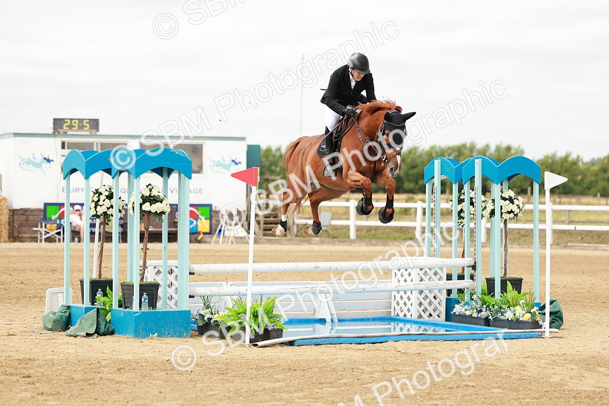 SBM_017307 - Class 21 - Senior Newcomers Championship 2d Rd