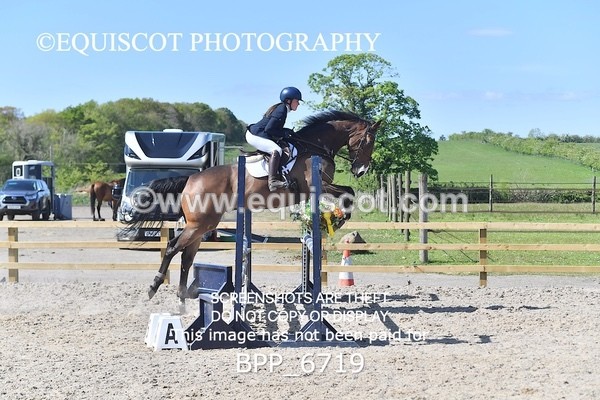BPP_6719 - CLASS 38 MON 0.95m Amateur Championship Qualifier