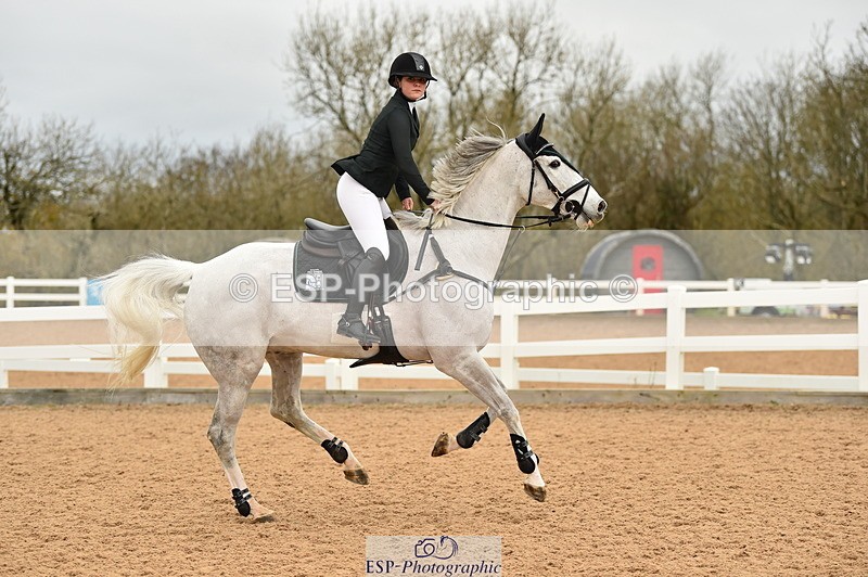 231122A-130844-00421 - Cls 4 Newcomers & 1.10m Open