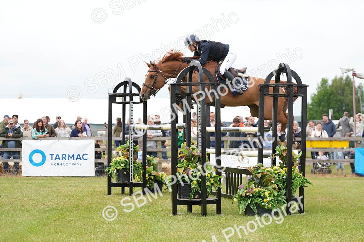 SBM_06630 - Class 202 - National 1.40m Open