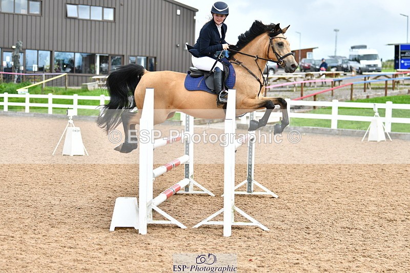 230819A-121309-00481 - Cls 25 Pony Newcomers & 1m Open