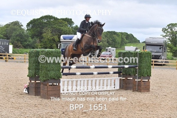 BPP_1651 - FRI CLASS 4 Senior Newcomers/ 1.10m Open