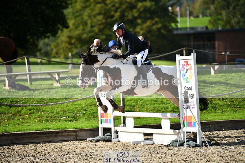 251004A-152755-01829 - Classes 8 & 9 70cm