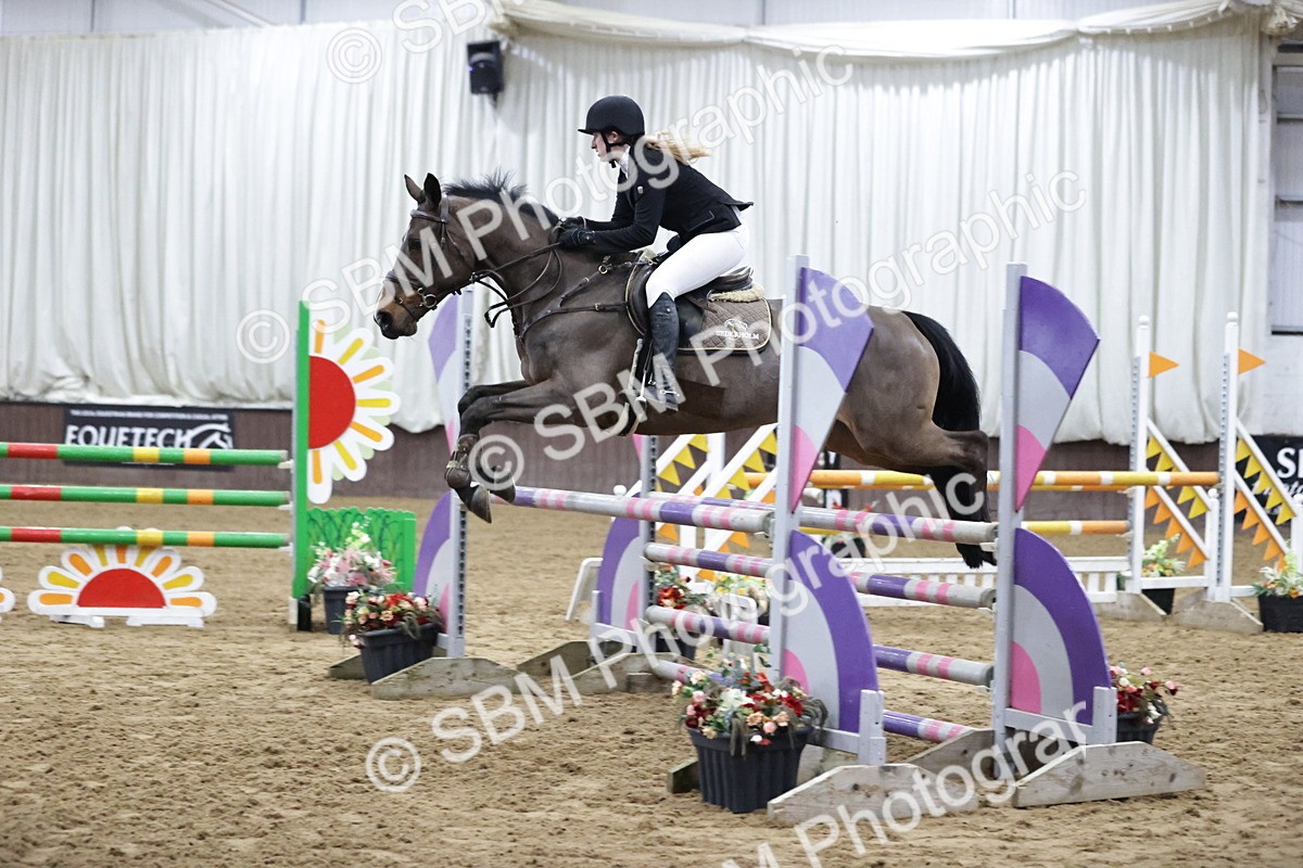 SBM_000596 - Class 3 - Nupafeed Supplements Senior Discovery/ 1m Open