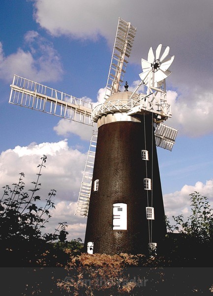 Pakenham windmill - Windmills