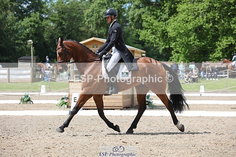 240523-115318-03634 - 241-CLASS_ROMANCE-Jack_Pinkney